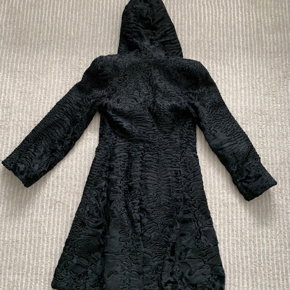 Black Mink Coat - image 3